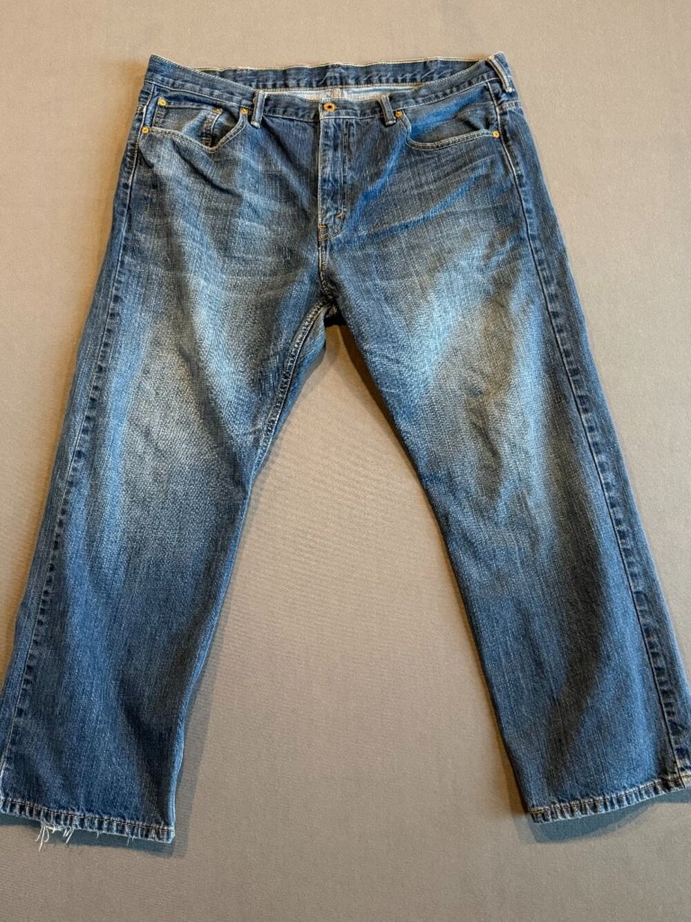 Levi’s 569 Loose Straight Jeans Men’s 40x30 100% Cotton Medium Wash Denim